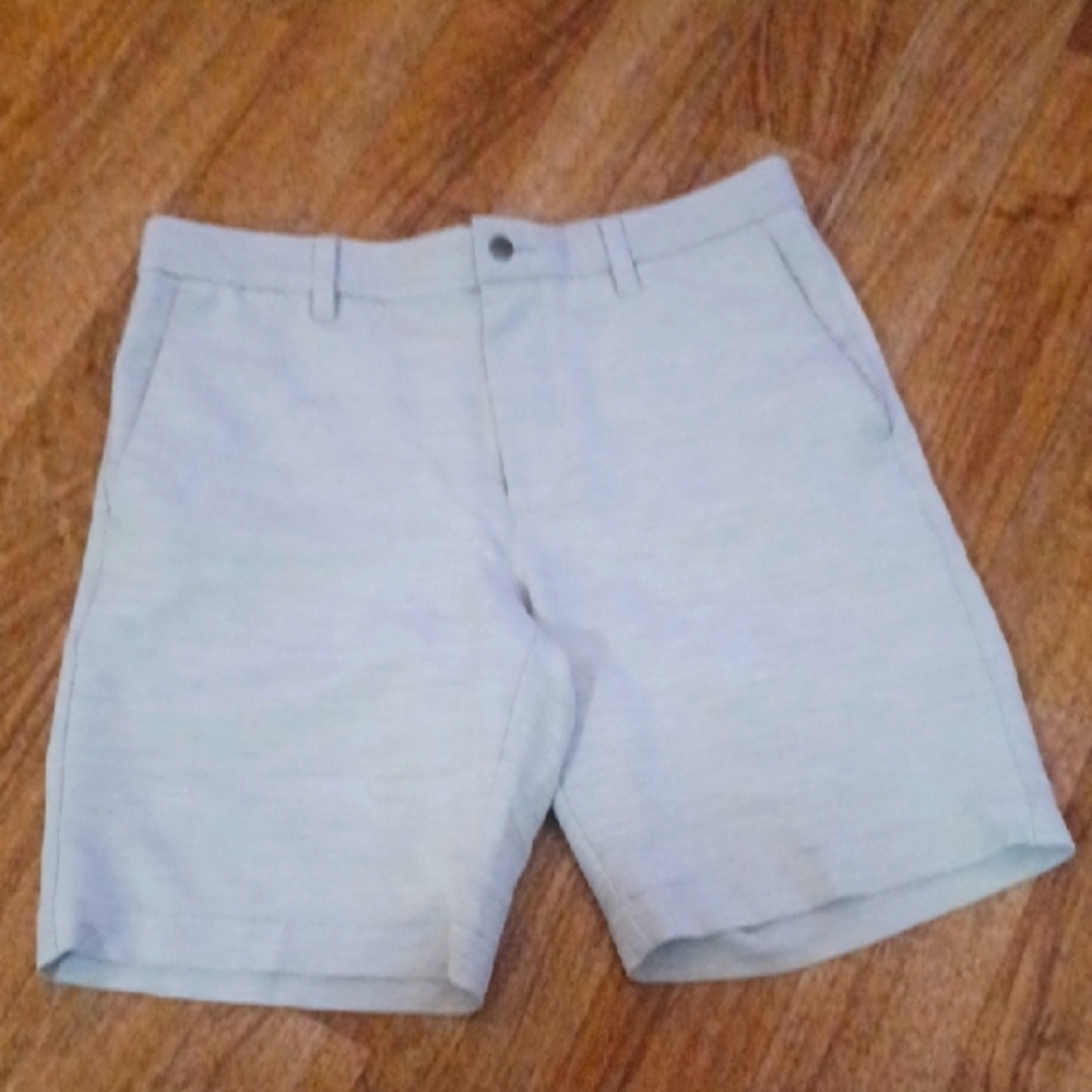 Callaway Men's Light Gray Flat Front Shorts